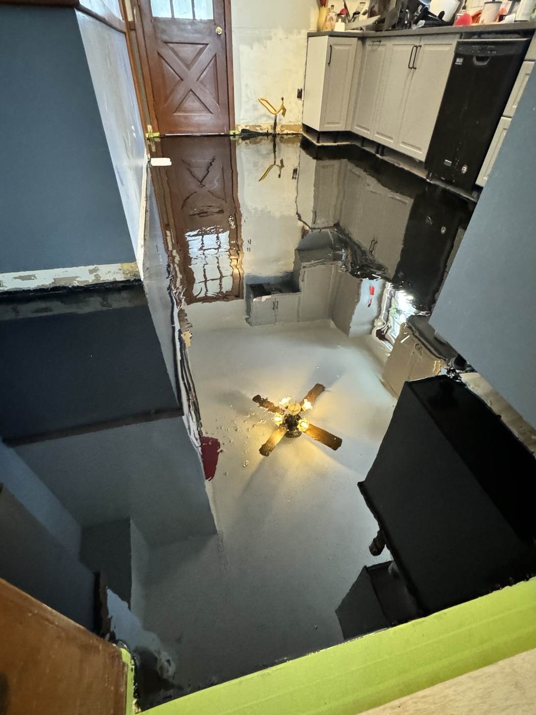 High gloss black metallic epoxy floor
